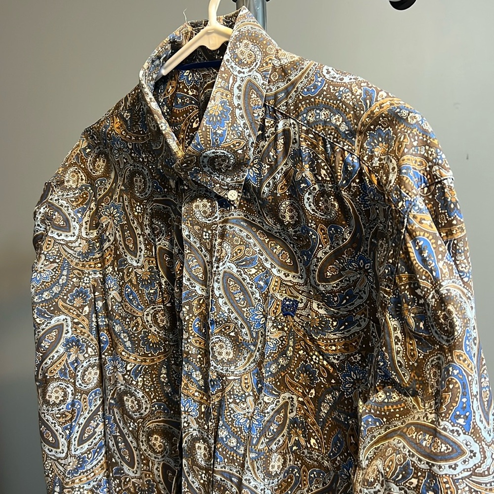 Cinch long sleeve button down
